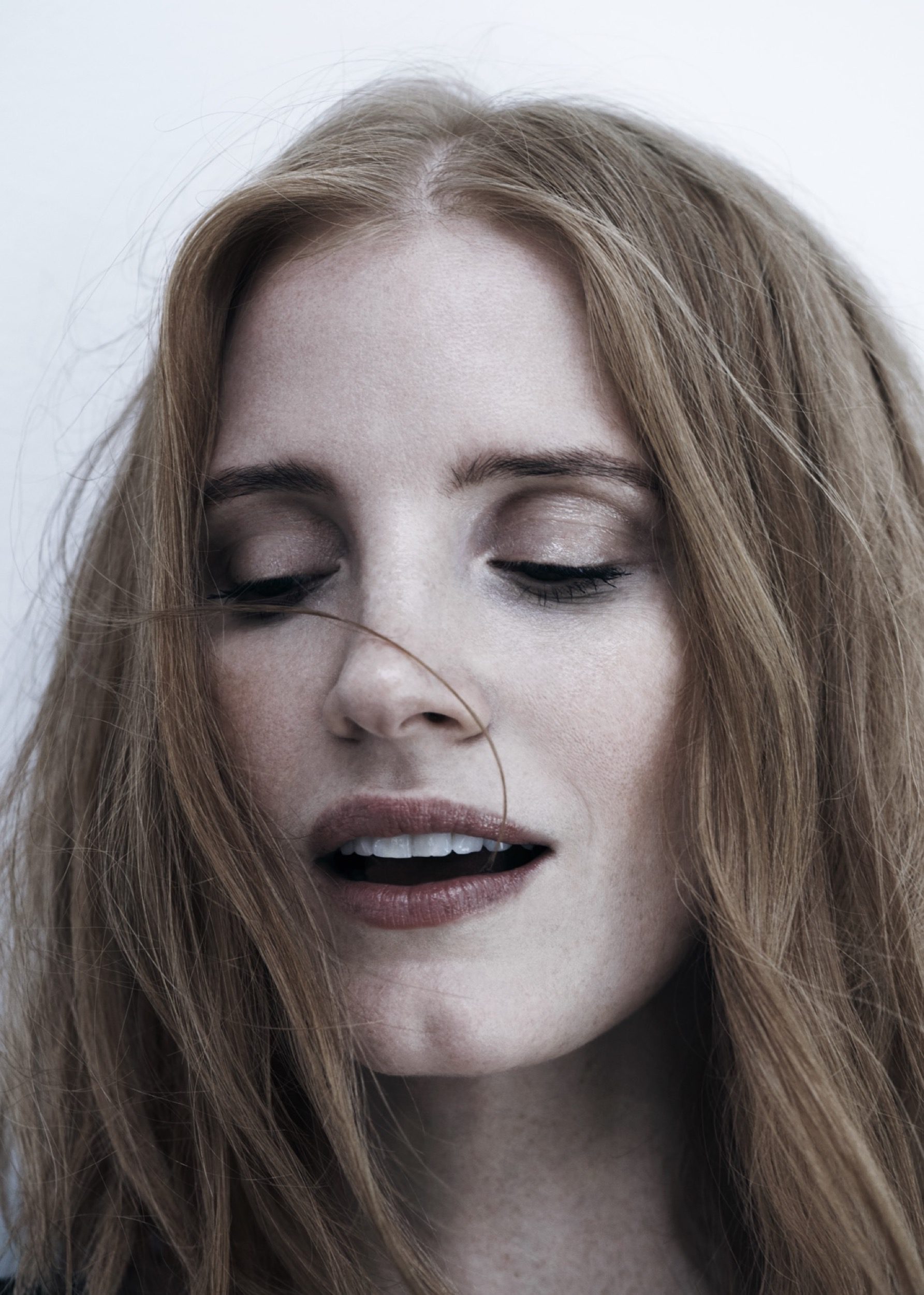 kathrin-hohberg-cmag-jessica-chastain-jan-welters-02