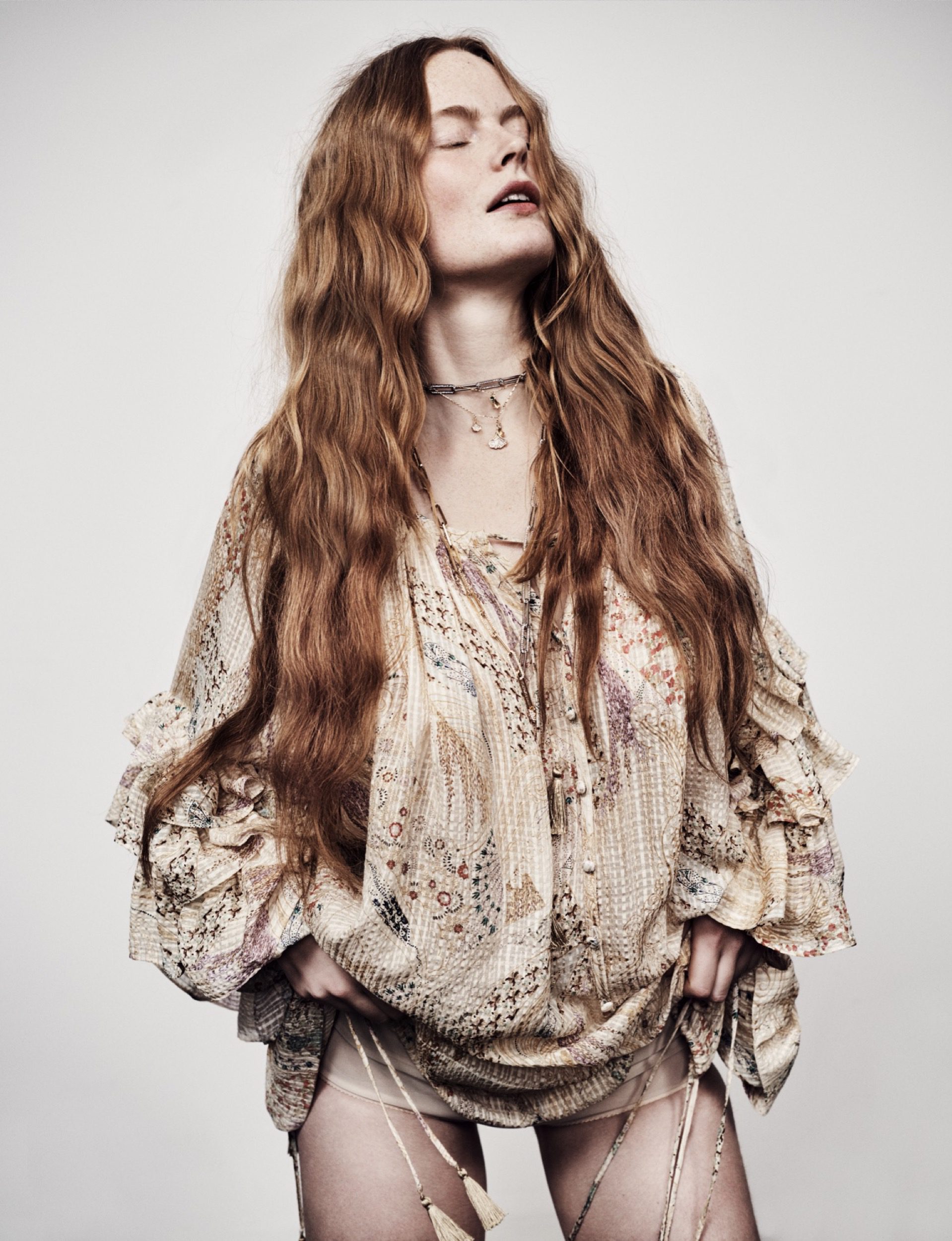 kathrin-hohberg-marie-claire-pre-raphaelite-jan-welters-06