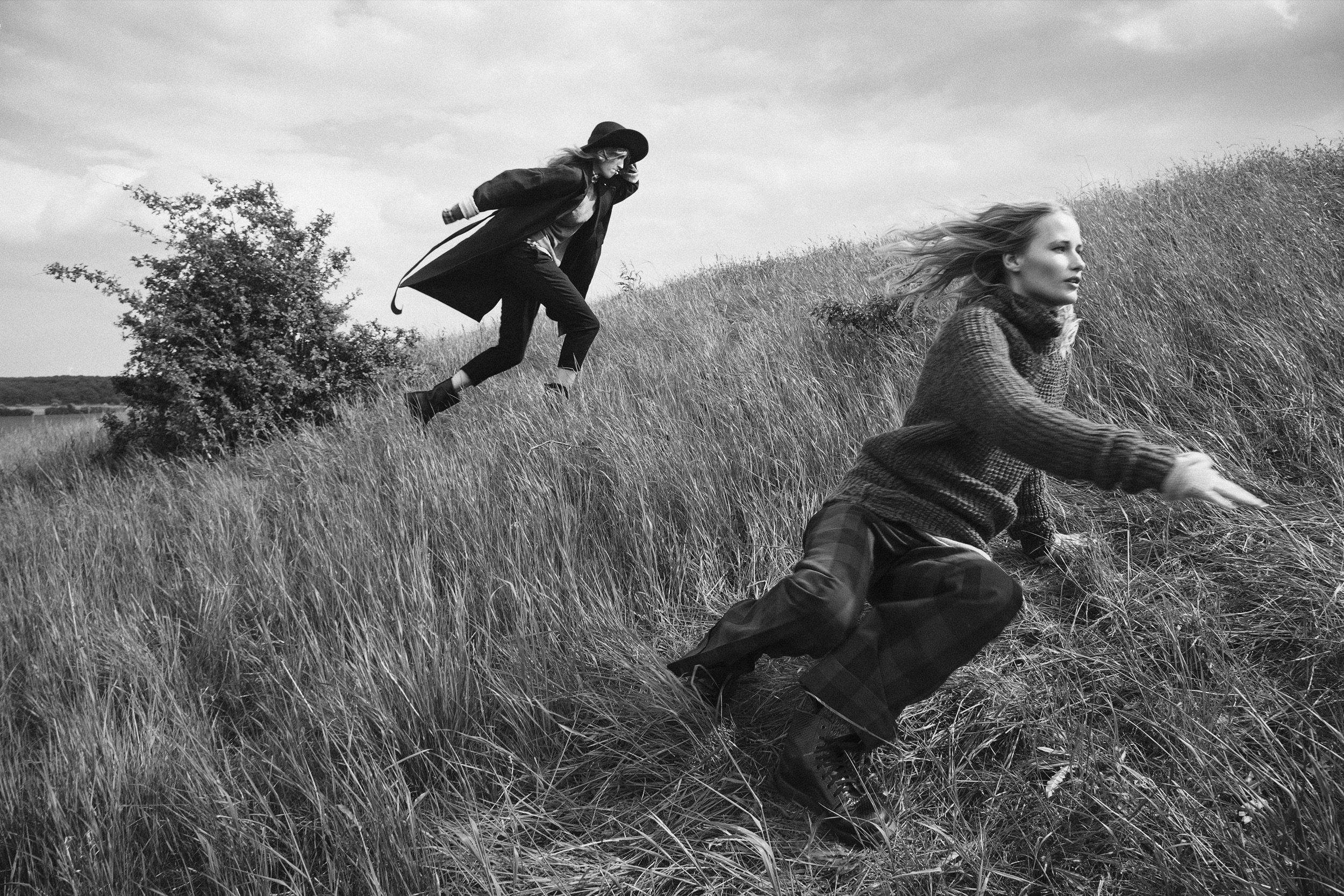 kathrin-hohberg-people-mag-chasing-up-hills-niels-bruchmann-01