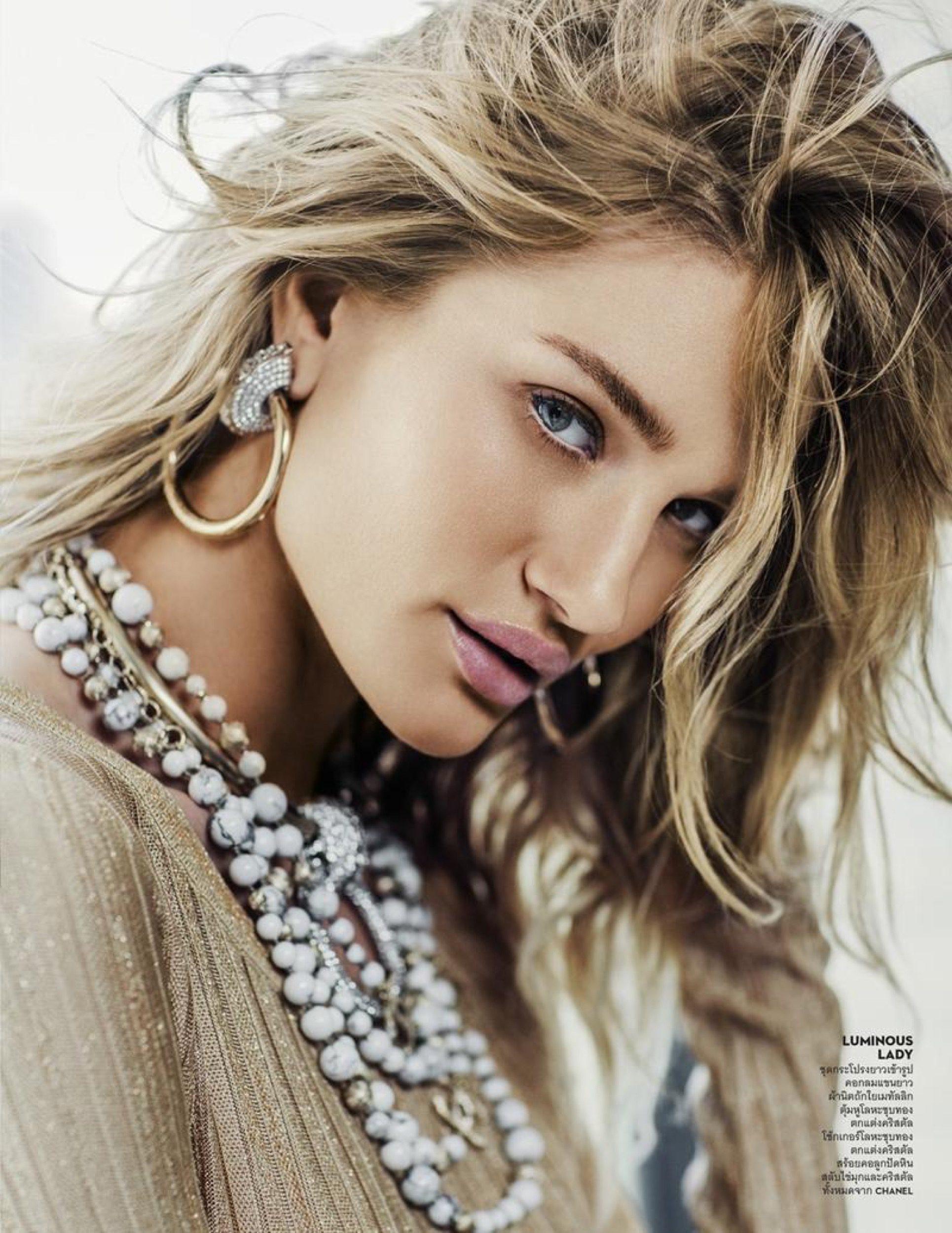 kathrin-hohberg-vogue-thailand-july16-rosie-huntington-whiteley-russell-james-03
